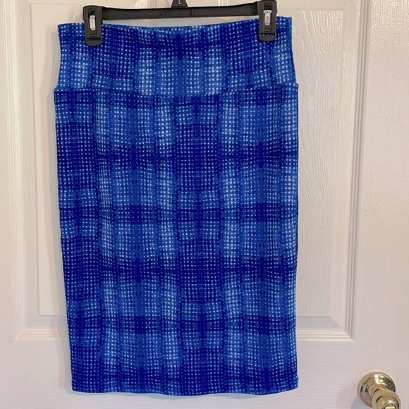 LulaRoe Stretchy Blue Skirt, Size Medium - Picture 3 of 6
